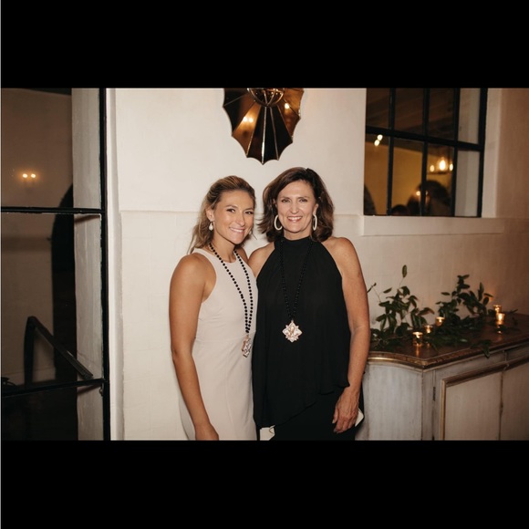 Show Me Your MuMu bridesmaid dress. Size MEDIUM - Picture 4 of 5